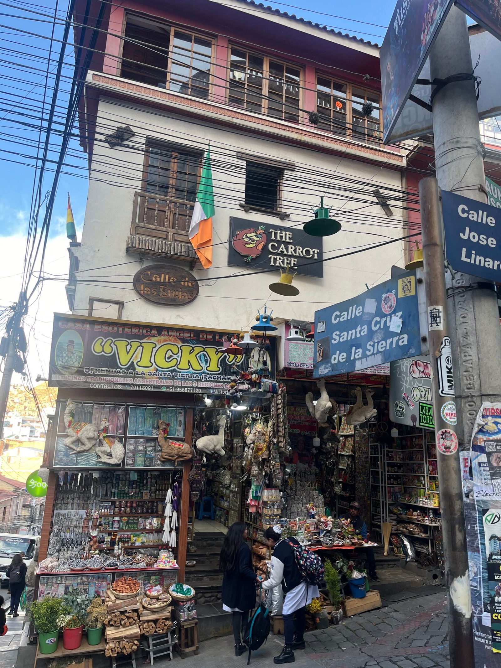 Witches Market entering from Santa Cruz Street